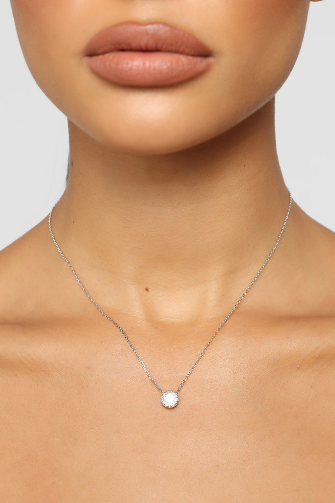 https://cdn.shopify.com/s/files/1/0293/9277/products/01-15-19_Studio_3_DV_14-27-12_N17010978_Silver_0521_RG.jpg?v=1571439949