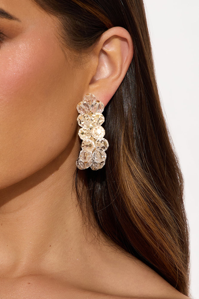 https://cdn.shopify.com/s/files/1/0293/9277/files/02-10-25_S1_46_KCE93544_GoldClear_CZ_JS_11-11-29_31793_PXF.jpg?v=1739310334