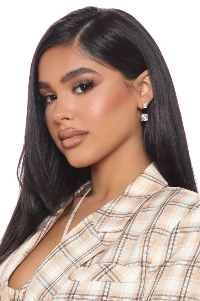 https://cdn.shopify.com/s/files/1/0293/9277/products/02-18-21Studio3_RM_CP_VJ_11-51-28_25_TROY6566_Silver_0602_JK.jpg?v=1613685463