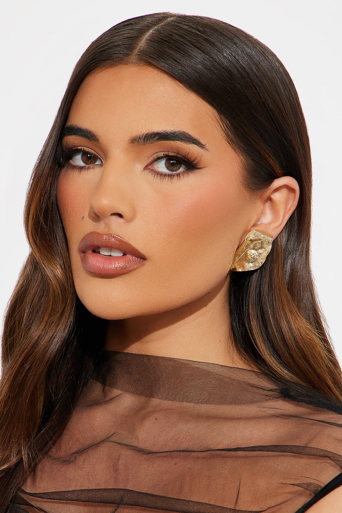 https://cdn.shopify.com/s/files/1/0293/9277/files/02-21-25_S6_29_LSE8990_Gold_CXB_IM_10-26-17_30522_PXF.jpg?v=1740434201