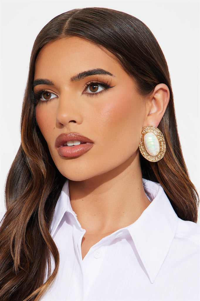 https://cdn.shopify.com/s/files/1/0293/9277/files/02-21-25_S6_64_MTE13656GD_Goldcombo_CXB_IM_13-32-16_30941_PXF.jpg?v=1740508766
