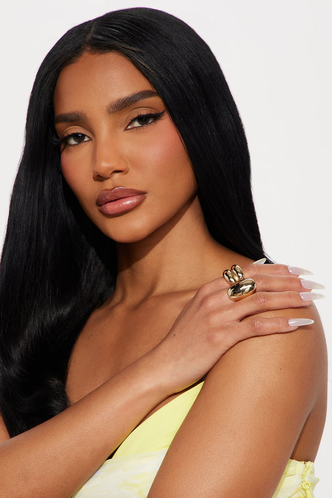 https://cdn.shopify.com/s/files/1/0293/9277/files/03-13-25_S2_38_KCR61013E_Gold_P_LP_MK_13-26-10_12242_PXF.jpg?v=1742059437