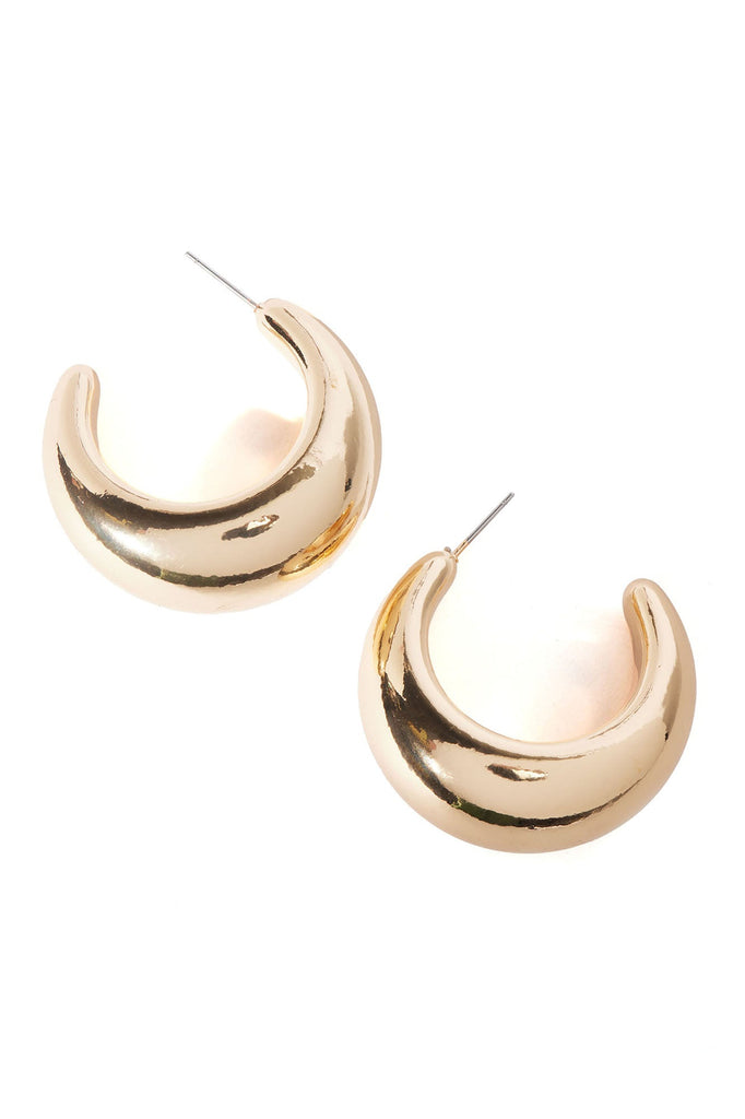 https://cdn.shopify.com/s/files/1/0293/9277/products/04-07-23STUDIO10_CXB_10-40-02_59_WE0073_Gold_0573_ES.jpg?v=1715636124