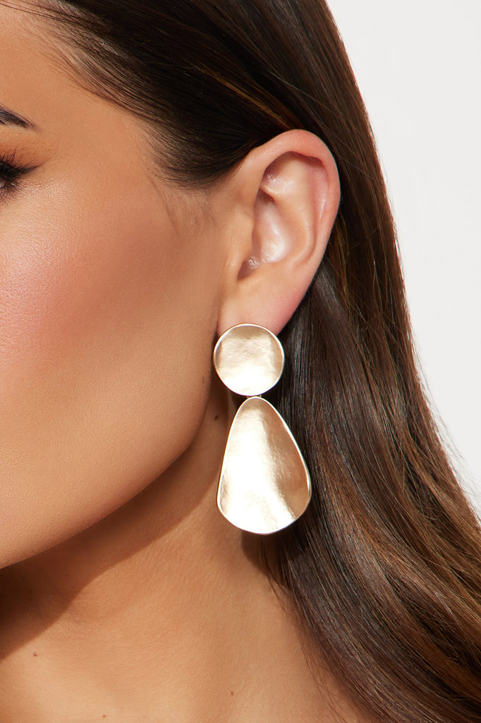 https://cdn.shopify.com/s/files/1/0293/9277/files/04-09-25_S3_21_ZDFNA0501_Gold_AE_DO_11-01-09_1910_PXF.jpg?v=1744399812