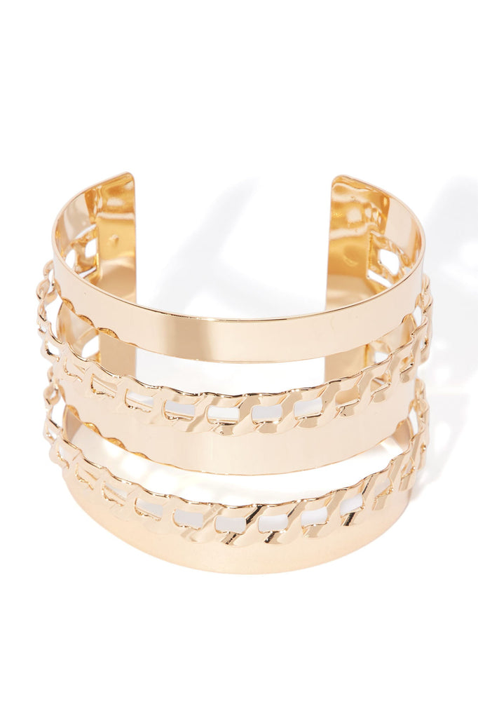 https://cdn.shopify.com/s/files/1/0293/9277/products/04-13-23STUDIO10_CXB_08-56-02_3_TROY12083_Gold_0995_ES.jpg?v=1681950733