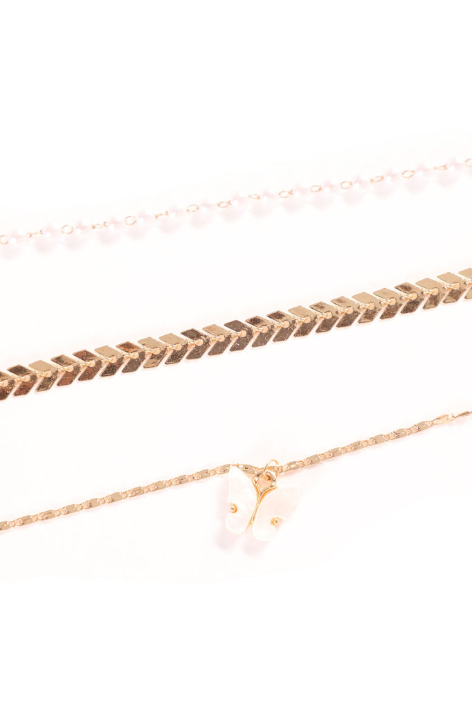 https://cdn.shopify.com/s/files/1/0293/9277/products/04-15-21Studio2_ME_09-57-09_8_900758_Gold_4094_KL.jpg?v=1619480324