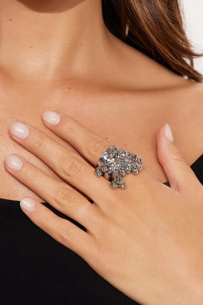 https://cdn.shopify.com/s/files/1/0293/9277/files/04-21-25_S5_88_TRGH85287_Silver_CZ_JR_14-06-56_14302_PXF.jpg?v=1745443796