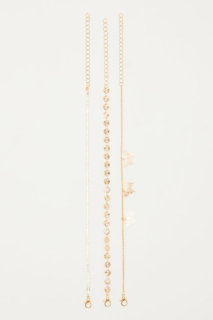 https://cdn.shopify.com/s/files/1/0293/9277/files/04-25-24_S15_56_901780_Gold_CZ_13-11-130552_CM_ES.jpg?v=1716396232