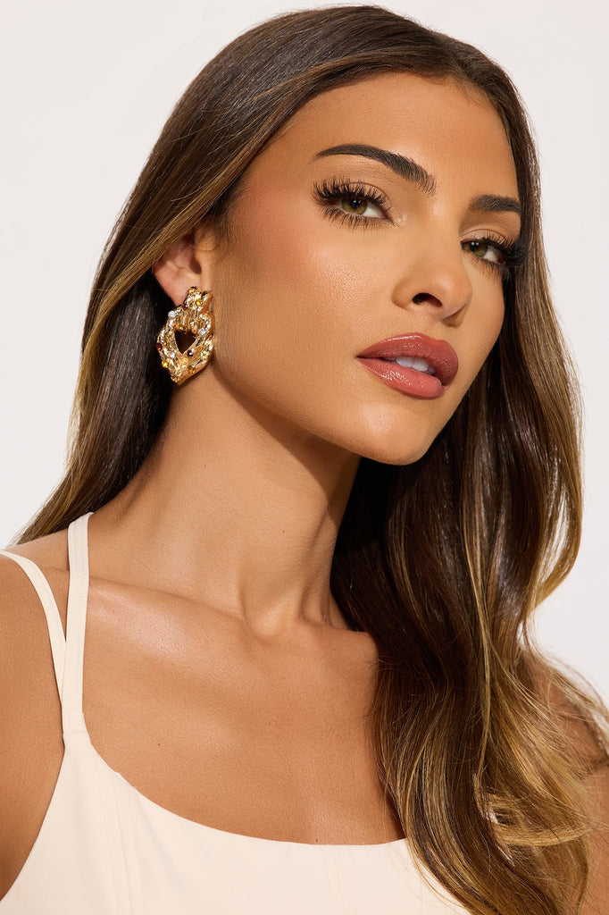 https://cdn.shopify.com/s/files/1/0293/9277/files/04-25-25_S9_93_TS03CN393_Gold_CR_IM_15-58-43_63477_PXF.jpg?v=1745885363