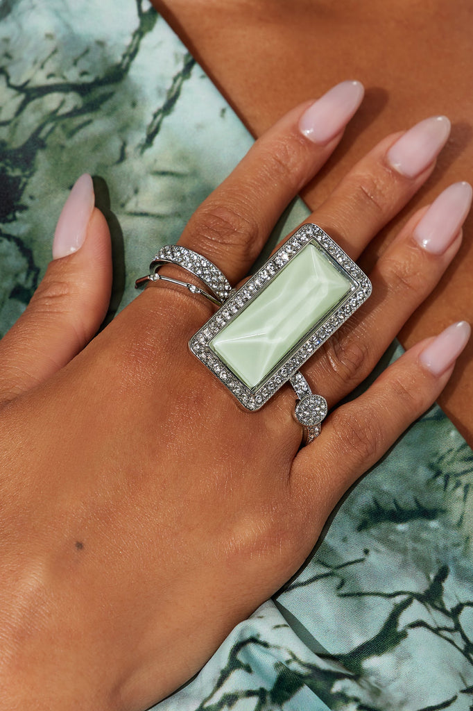 https://cdn.shopify.com/s/files/1/0293/9277/files/05-14-25_S4_36_TROY12795_Silver_RK_SS_11-12-22_34667_PXF.jpg?v=1747332074