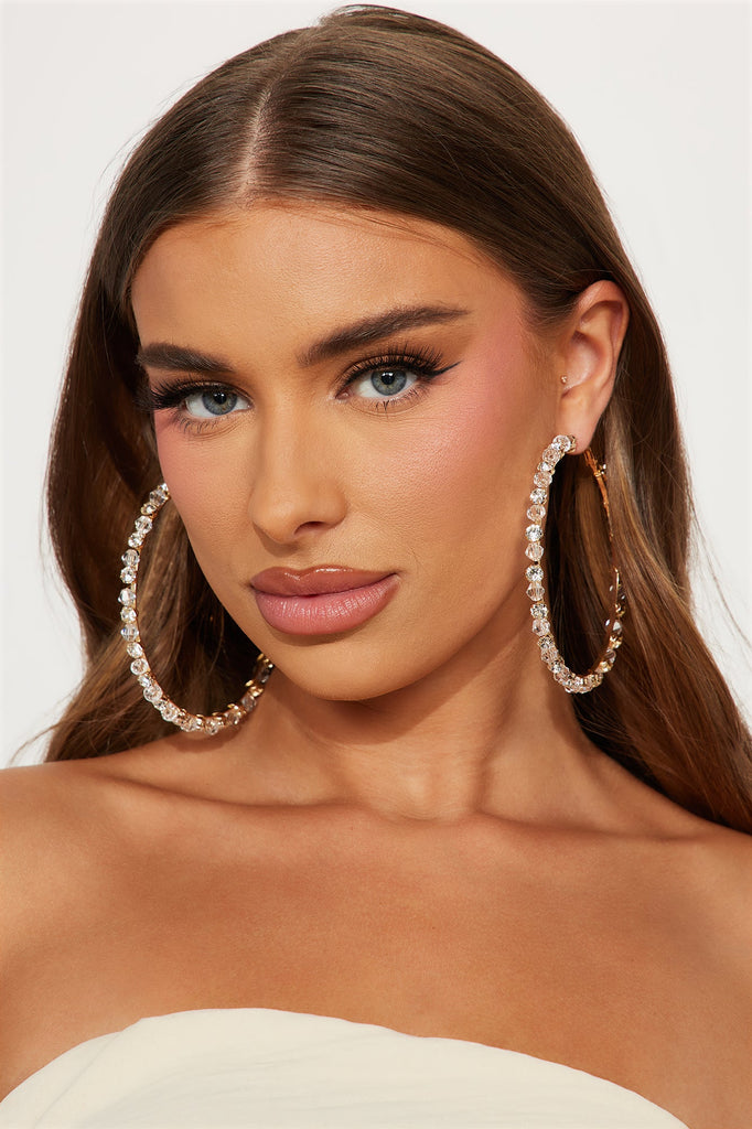https://cdn.shopify.com/s/files/1/0293/9277/files/05-15-24_S5_78_TROY10420_Gold_P_TK_AC_15-22-36_8539_PXF.jpg?v=1715885225