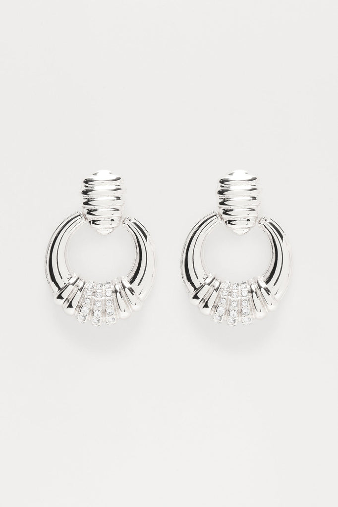 https://cdn.shopify.com/s/files/1/0293/9277/files/05-16-25_S10_15_25E5815_Silver_CXB_12-12-47_FLATLAY_11707_PXF.jpg?v=1748028341
