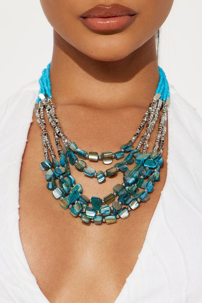 https://cdn.shopify.com/s/files/1/0293/9277/files/06-10-24_S3_64_S30820953_SilverBlue_P_AZ_PC_14-06-39_21024_BH.jpg?v=1722964326