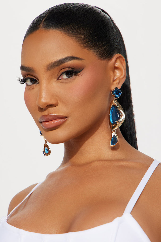 https://cdn.shopify.com/s/files/1/0293/9277/files/06-17-24_S1_90_COA135314_Blue_AZ_PC_14-48-46_91911_PXF.jpg?v=1719267487