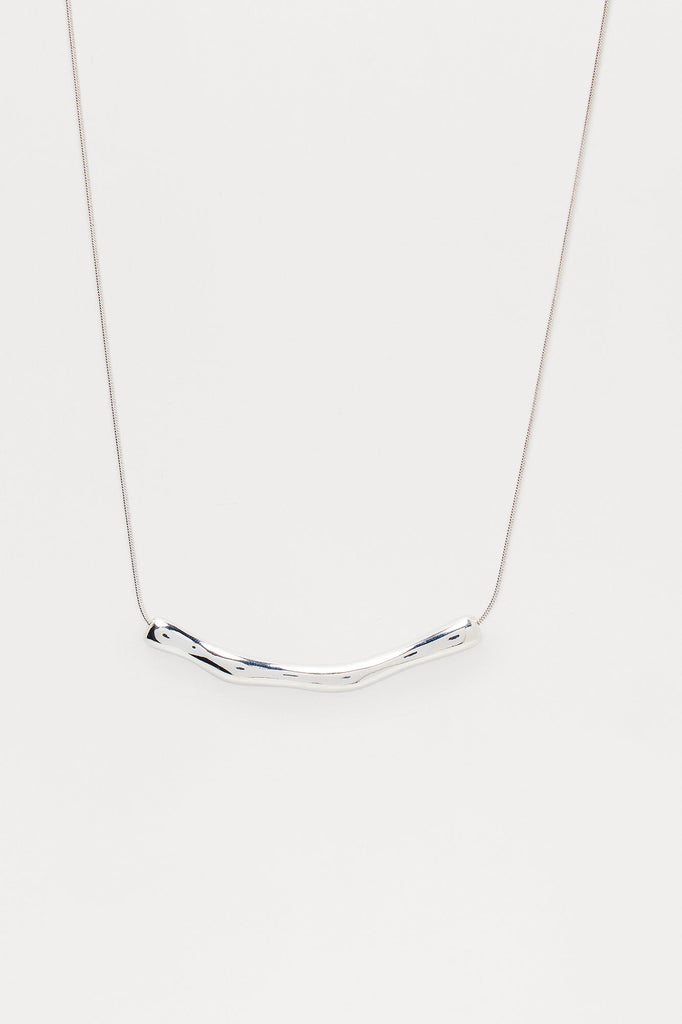 https://cdn.shopify.com/s/files/1/0293/9277/files/06-18-25_S15_6_93981N2_Silver_JG_10-24-12_FLATLAY_16083_PXF.jpg?v=1750366356