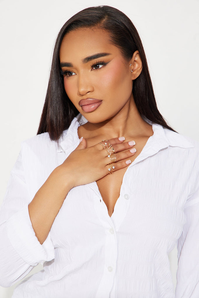 https://cdn.shopify.com/s/files/1/0293/9277/files/06-20-24_S6_59_ZDJYNQ2441301_Gold_KS_IM_15-30-11_16750_PXF.jpg?v=1719262603