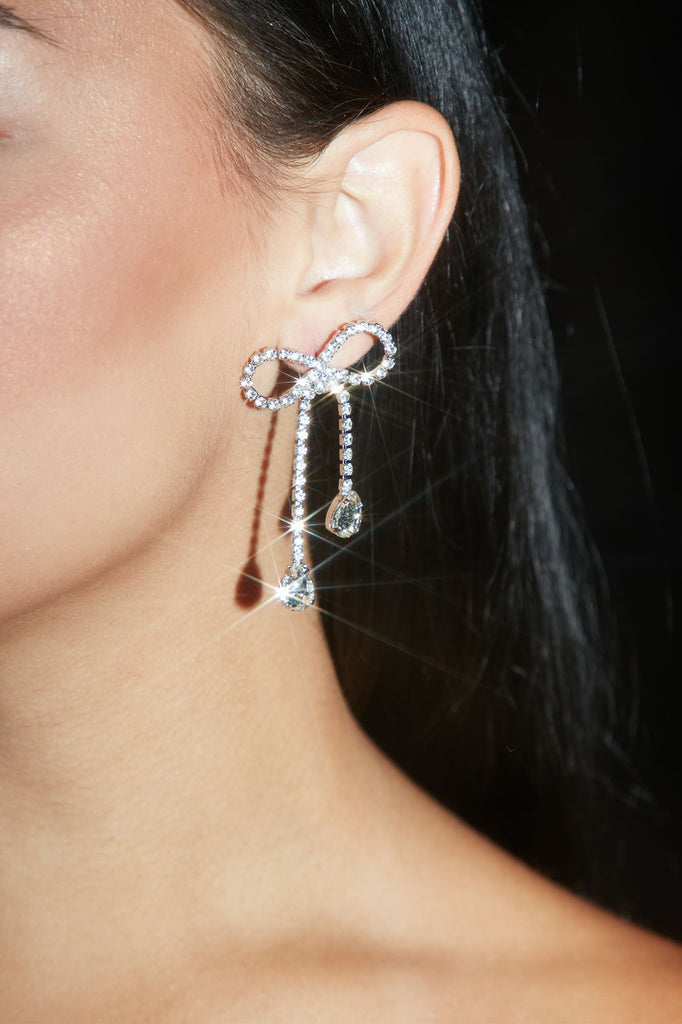 https://cdn.shopify.com/s/files/1/0293/9277/products/08-19-22Studio5_ME_11-31-06_89_RER22050557_Silver_3458_PB.jpg?v=1661211313