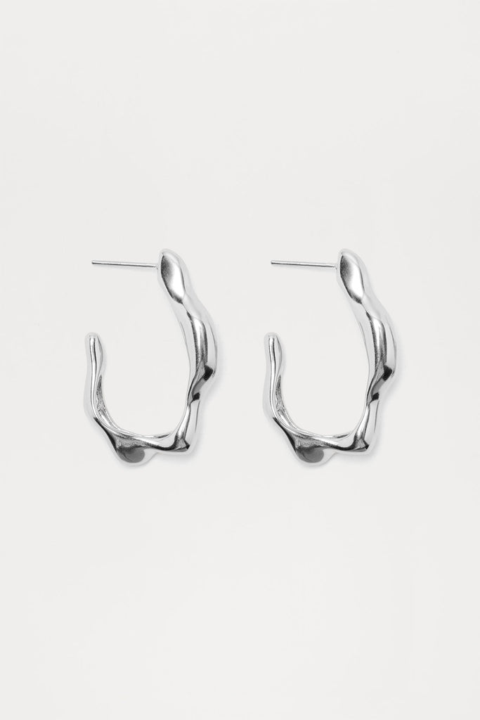 https://cdn.shopify.com/s/files/1/0293/9277/files/10-02-24_S15_13_ZDJYNQ24070817_Silver_CZ_13-25-54_1533_ES.jpg?v=1728405411