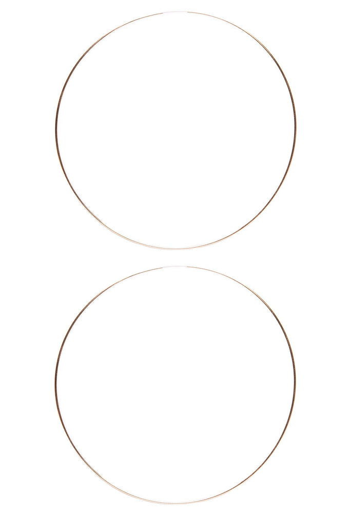 https://cdn.shopify.com/s/files/1/0293/9277/products/10-09-19_Studio_5_MA_15-06-44_15_26085P_Gold_P_0296_KL.jpg?v=1571438018