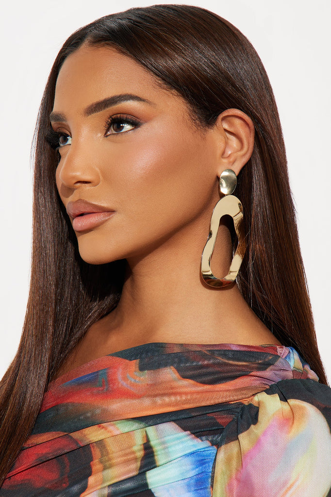 https://cdn.shopify.com/s/files/1/0293/9277/files/10-14-24_S1_45_E36495_Gold_TK_AC_11-35-19_151930_PXF.jpg?v=1729105326
