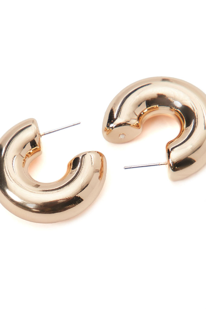 https://cdn.shopify.com/s/files/1/0293/9277/products/11-08-22Studio5_RT_09-39-00_7_E192312XIR_Gold_2137_SG.jpg?v=1668034833