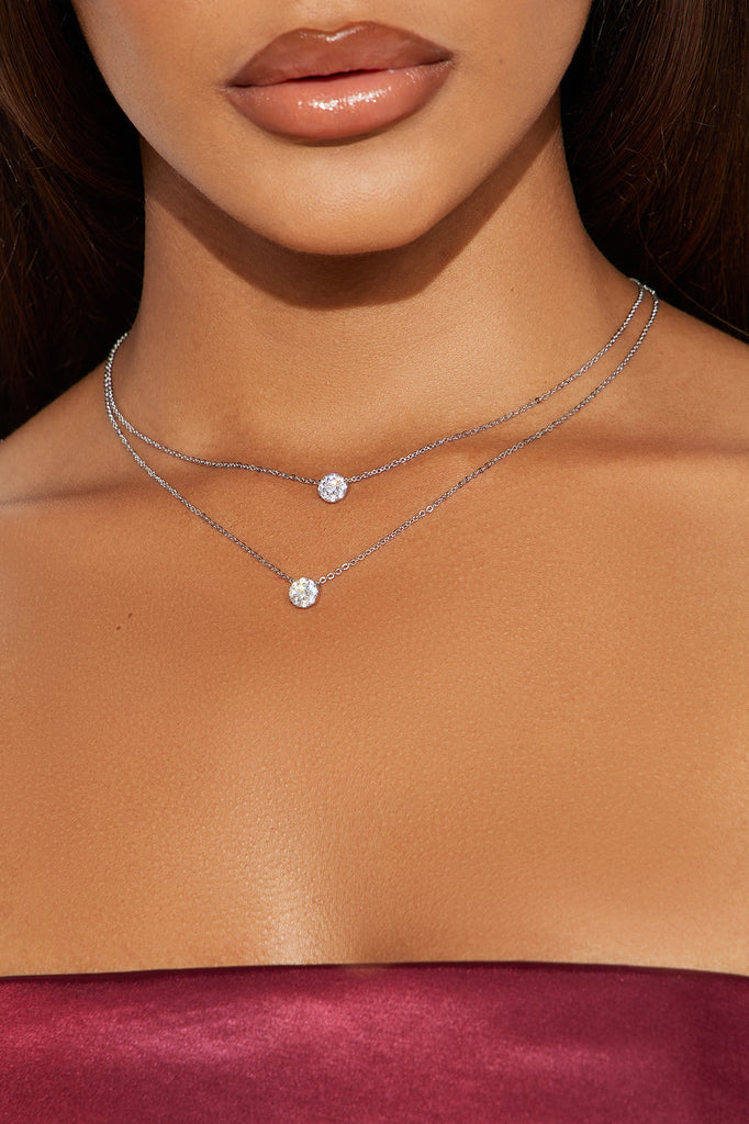 https://cdn.shopify.com/s/files/1/0293/9277/files/11-21-24_S5_9_FNE1535_Silver_AZ_DO_10-47-38_0115_PXF.jpg?v=1732303963