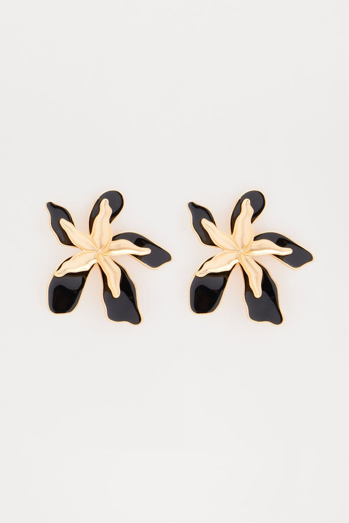 https://cdn.shopify.com/s/files/1/0293/9277/files/12-19-24_S15_22_ZDQZW091953_GoldBlack_CZ_09-19-467594_ES.jpg?v=1735927293