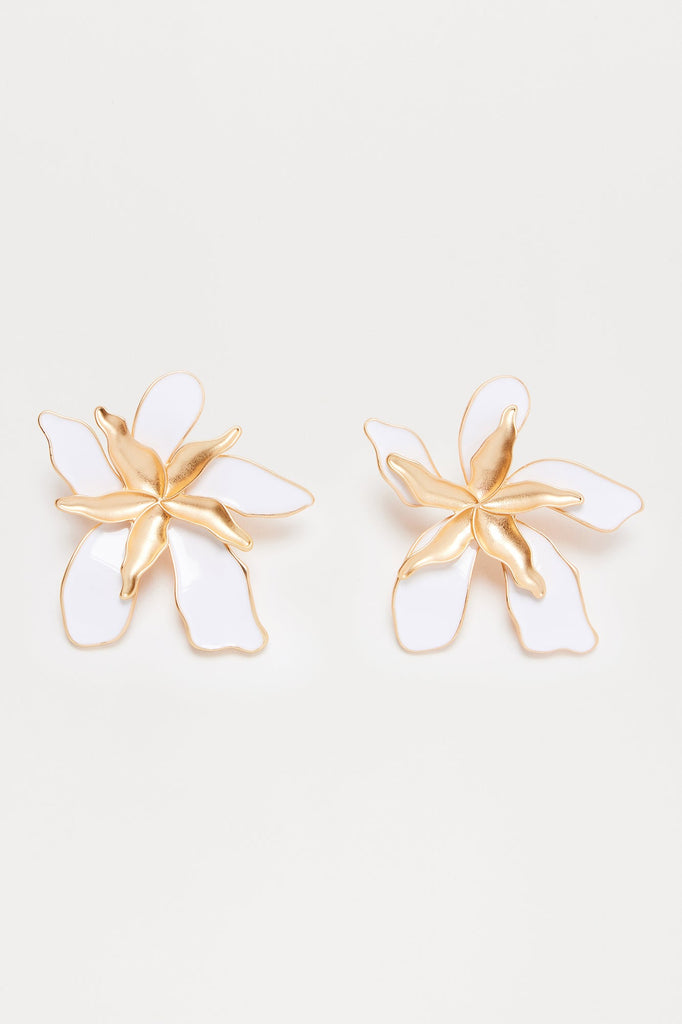 https://cdn.shopify.com/s/files/1/0293/9277/files/12-30-24_S10_11_ZDQZW091953_WhiteGold_CXB_11-33-23_5540_PXF.jpg?v=1739573626