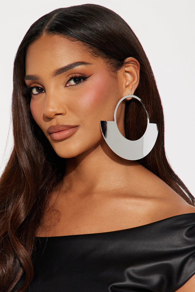 https://cdn.shopify.com/s/files/1/0293/9277/files/12-30-24_S1_78_ZDJYNQ24090205_Silver_AZ_DO_14-52-27_8094_PXF.jpg?v=1735928067