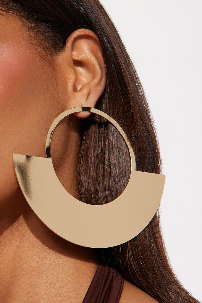 https://cdn.shopify.com/s/files/1/0293/9277/files/12-30-24_S1_82_ZDJYNQ24090205_Gold_AZ_DO_15-04-19_47029_PXF_CM.jpg?v=1735928188