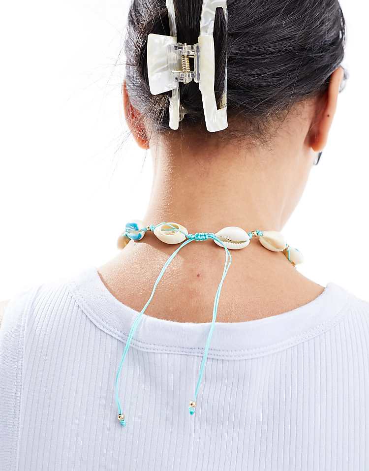 https://images.asos-media.com/products/south-beach-shell-choker-necklace-in-blue/205527619-3?$n_750w$&wid=750&fit=constrain