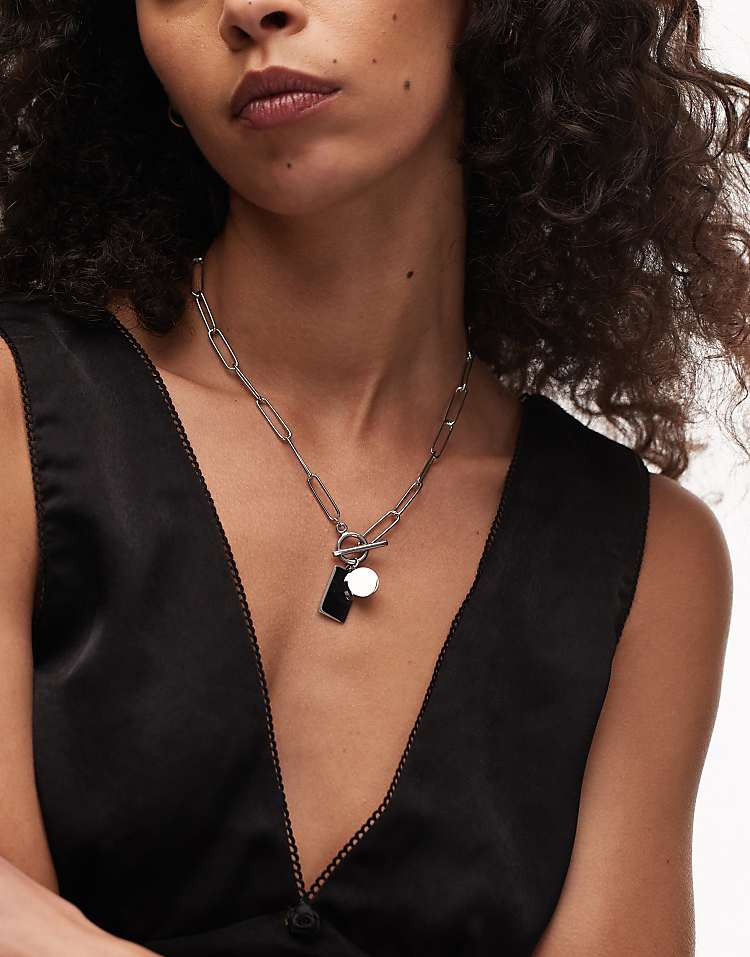 https://images.asos-media.com/products/topshop-sally-waterproof-stainless-steel-chunky-chain-necklace-with-charms-in-silver/208532382-1-silver?$n_750w$&wid=750&fit=constrain