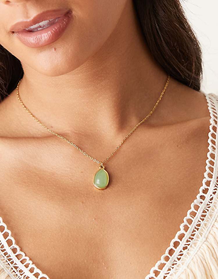 https://images.asos-media.com/products/lost-souls-green-stone-necklace-in-18ct-gold-plated-stainless-steel/208992273-1-gold?$n_750w$&wid=750&fit=constrain