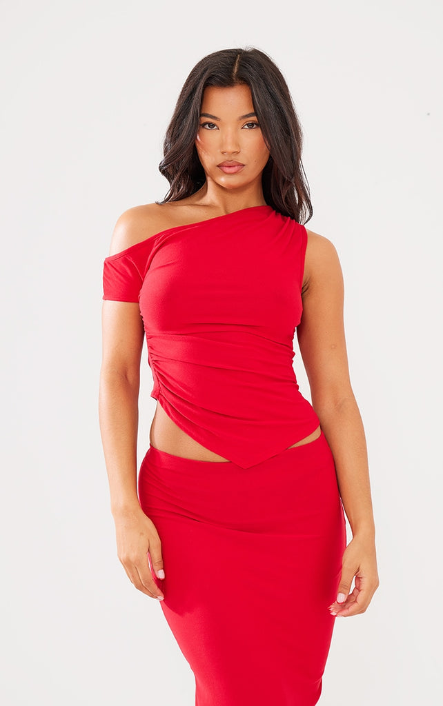 https://cdn-img.prettylittlething.com/5/8/8/7/58874eb88cd121b2a217f2dc8ed9fcebfac3628c_cnh1791_1.jpg
