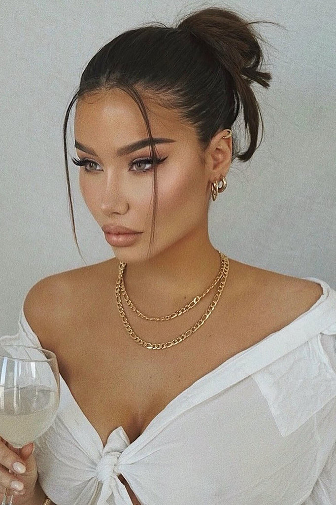 https://cdn.shopify.com/s/files/1/0293/9277/products/EverydayChainNecklace-Gold_MER.jpg?v=1587588878