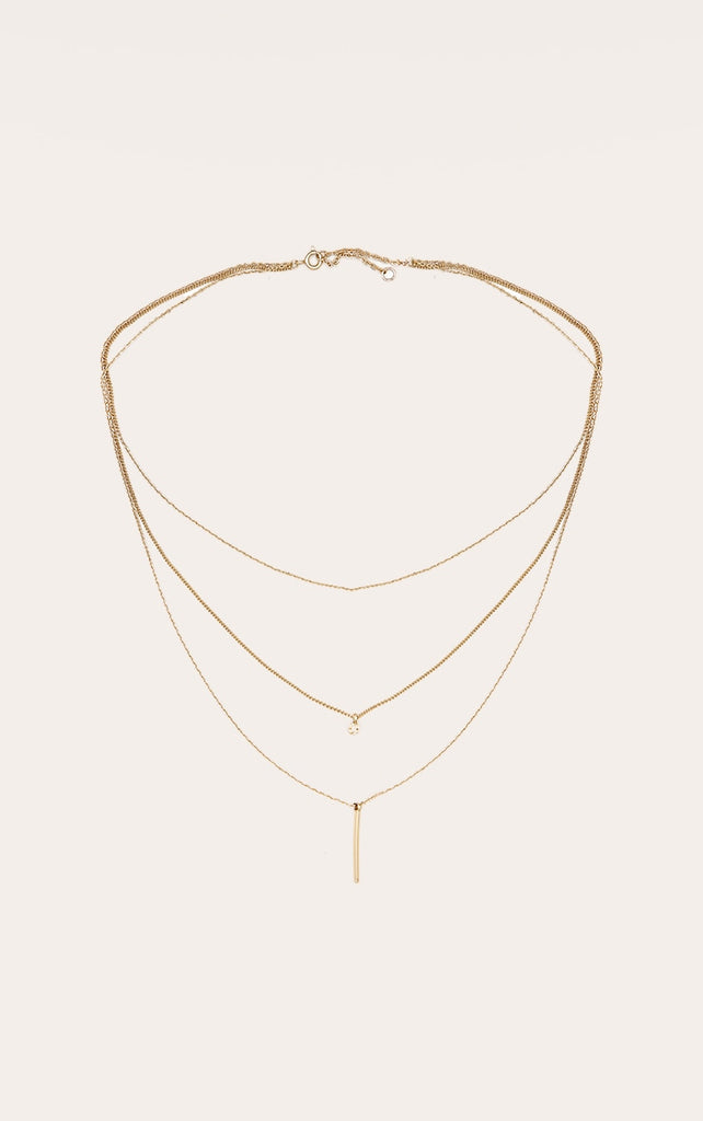 https://cdn-img.prettylittlething.com/a/8/a/f/a8afb65ac65837decca8c5073199f4a69d1e84dd_CNL7935_1_gold_layered_pendant_detail_necklace.jpg