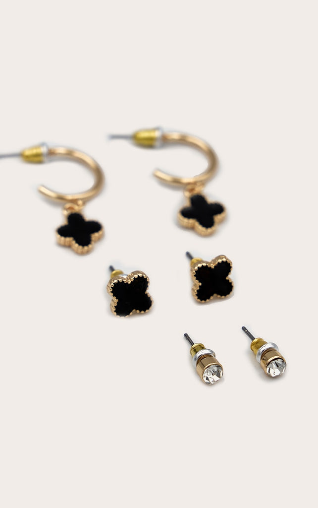 https://cdn-img.prettylittlething.com/b/2/d/8/b2d83843ac564bddb269f55bba3daad104a5042e_CNL8141_2_gold_clover_pendant_multipack_earrings.jpg