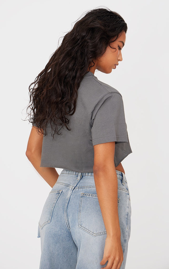 https://cdn-img.prettylittlething.com/b/7/1/2/b712294e090d56b9ec2b7d572c8357fec14a8e23_cms8192_2.jpg